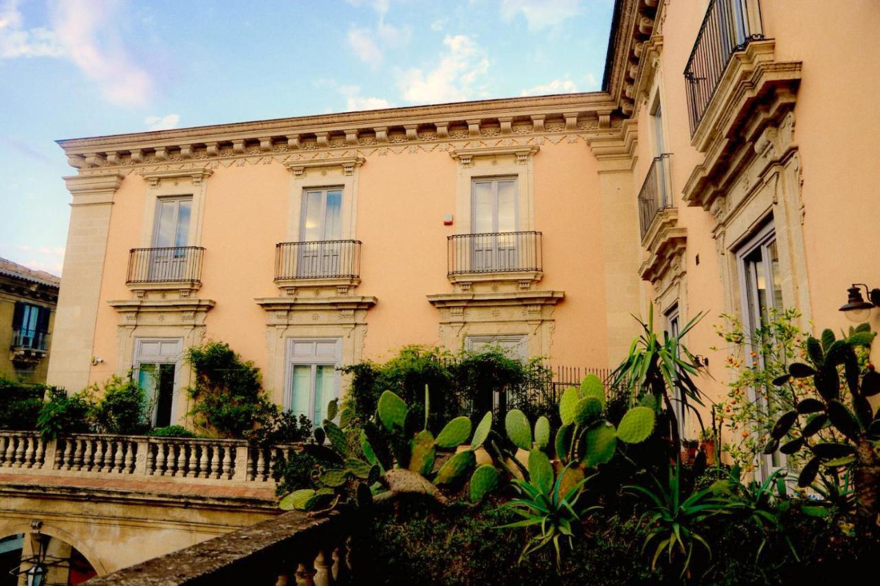 Asmundo Di Gisira Hotel Catania Exterior photo